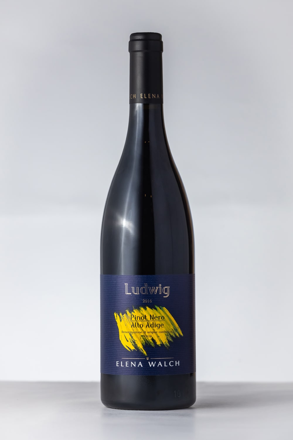 elena_walch_ludwig_pinot_nero_doc_2016.jpg